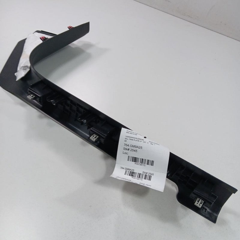 2025 GMC Acadia Sill Trim Plate Door Jam Threshold Left Driver Front 