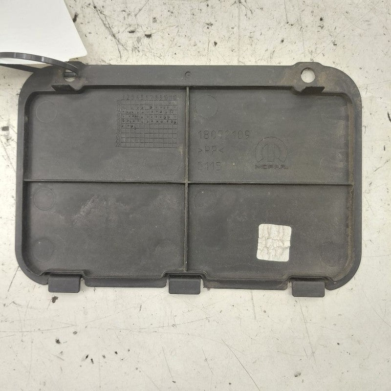 2018 Fiat 500 X Model Front Wheel Fender Arch Liner {18072109}