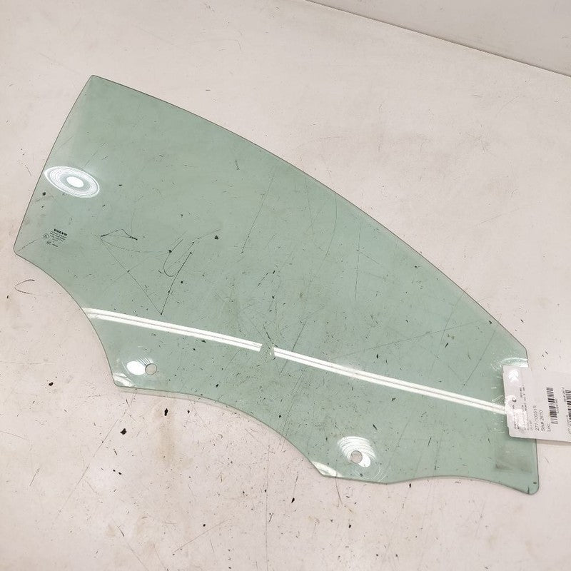 Passenger Right Front Door Glass Window VIN L 1st Digit LWB Fits 16-18