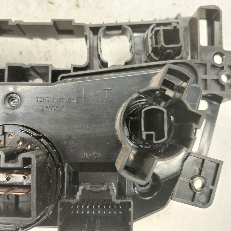 Temperature Control Heat AC Switch With Heated Seat Opt KA1 17-21 Chev