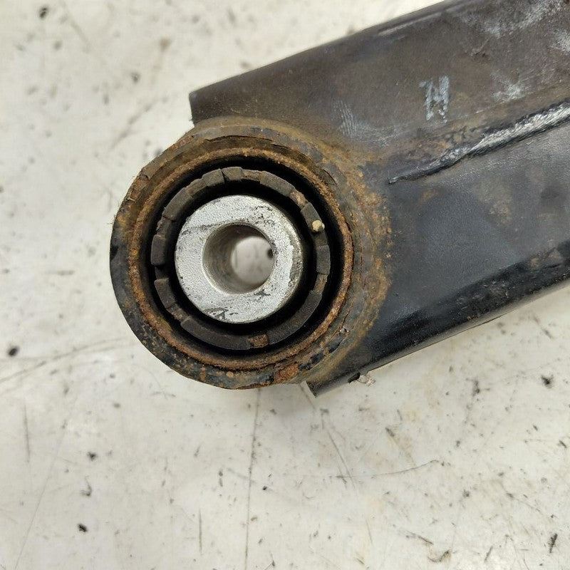 Passenger Right Lower Control Arm Rear Spring Seat 17-22 Kia Sportage