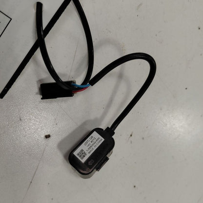 Buick Encore Overhead Microphone Unit {13524213} 2022 2021 2020 2019 2018