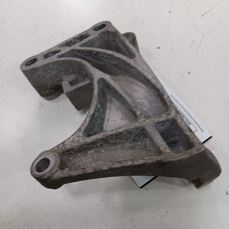 Fiat 500 Alternator Mount Bracket  2016 2017 OEM