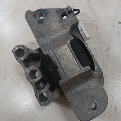 Jeep Renegade 2.4 Engine Motor Mount Right Passenger 2023 2022 2021 2020