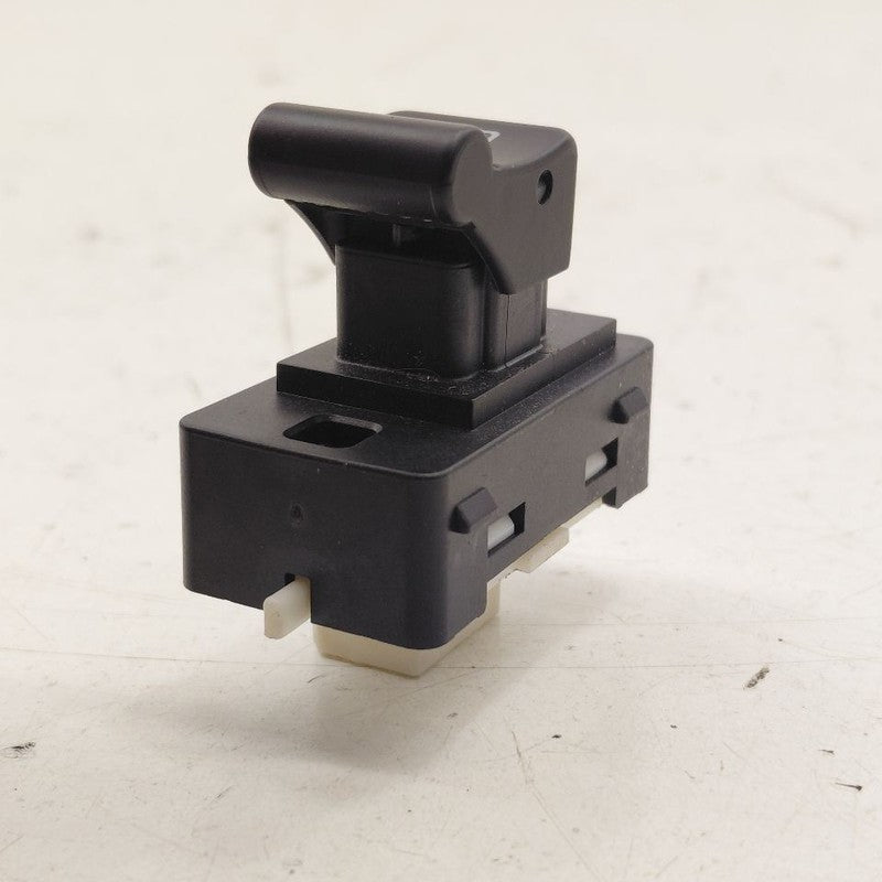 Fiat 500 X Model   Power Window Switch Right Passenger Front  2016 201
