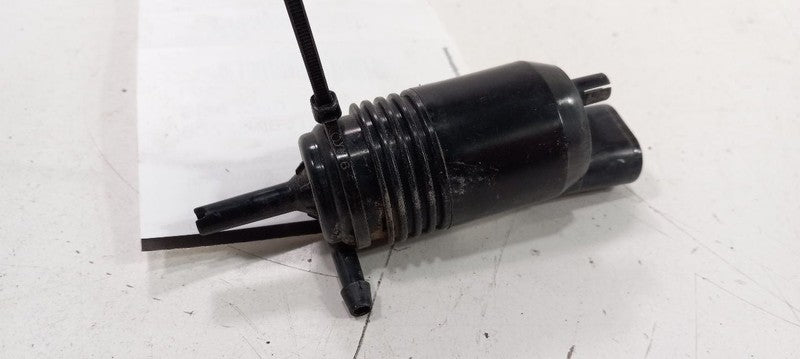 GMC Acadia Windshield Washer Wash Fluid Reservoir Motor Pump Electric 