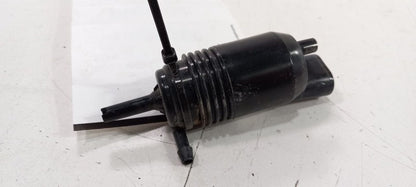 GMC Acadia Windshield Washer Wash Fluid Reservoir Motor Pump Electric 