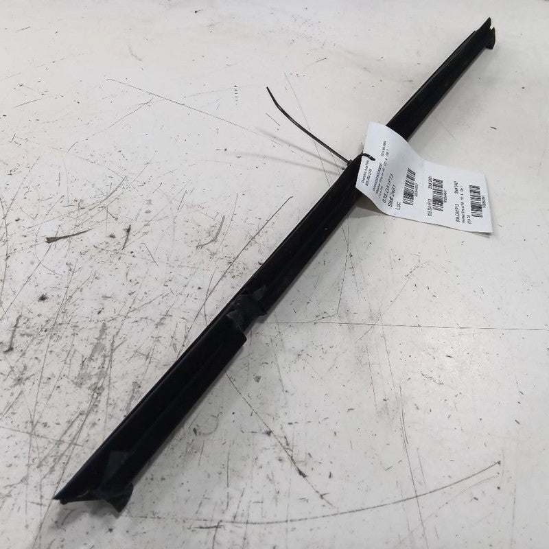 Nissan Maxima Right Rear Weather Strip Interior 2014 2013 2012 2011 20