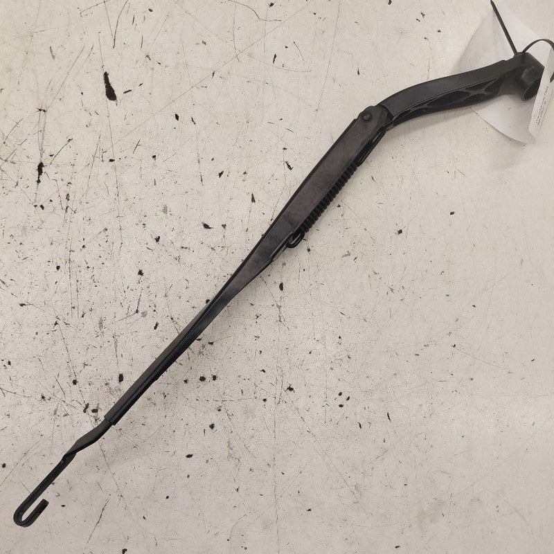 Cadillac CT6 Windshield Wiper Arm Left Driver  2018 2017 2016
