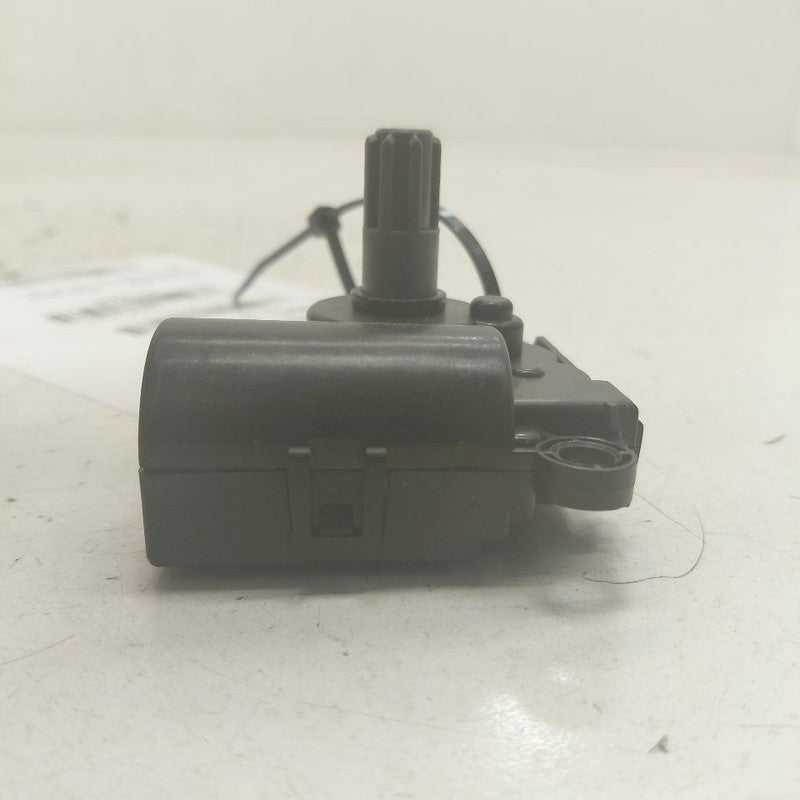 Hyundai Santa Fe Flap Door Motor Heater AC Door Actuator  2019 2020