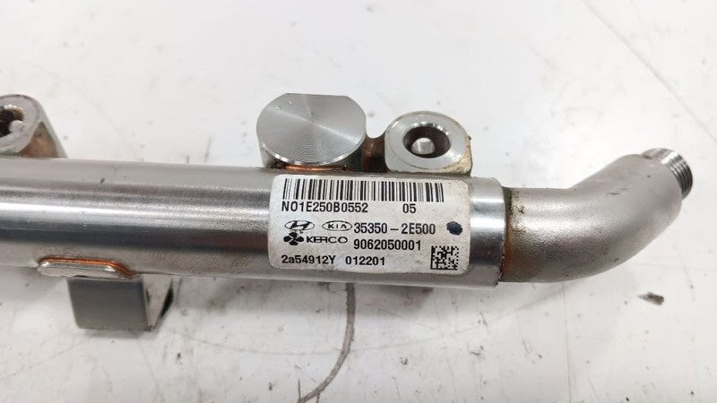 Kia Forte Fuel Rail Injection Injector Mount Bar 2016 2015 2014 OEM