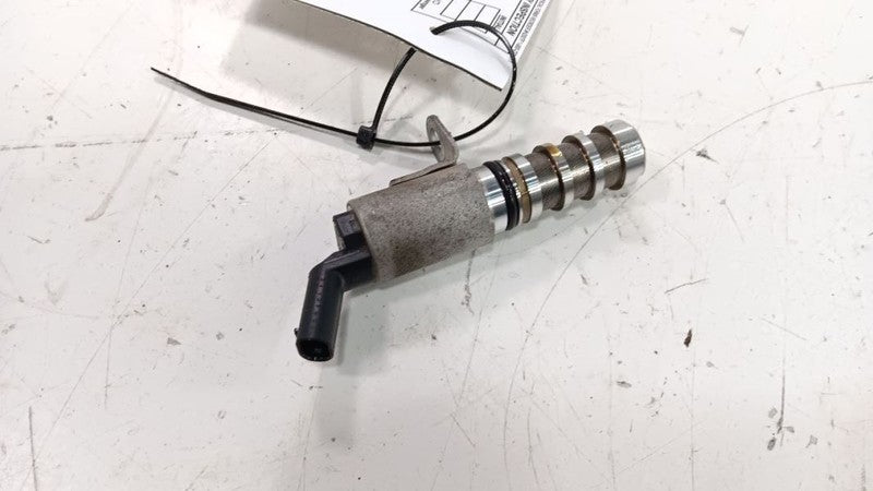 Buick Encore Variable Timing Gear Oil Control Valve Solenoid Cylinder Head 2016 