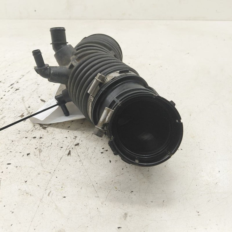 Hyundai Santa Fe Air Cleaner Tube Intake Hose  2.0 2019 2020