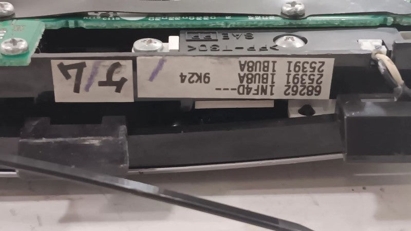 Temperature Control With Dual Zone Heat Heater AC Switch Fits 10-12 IN