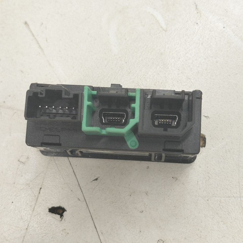 Nissan Murano USB Plug In Hub Port  2020 2021 2022 2023