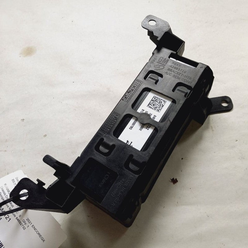 Buick Encore GX Temperature Control Module {84692732} 2020 2021 2022 2