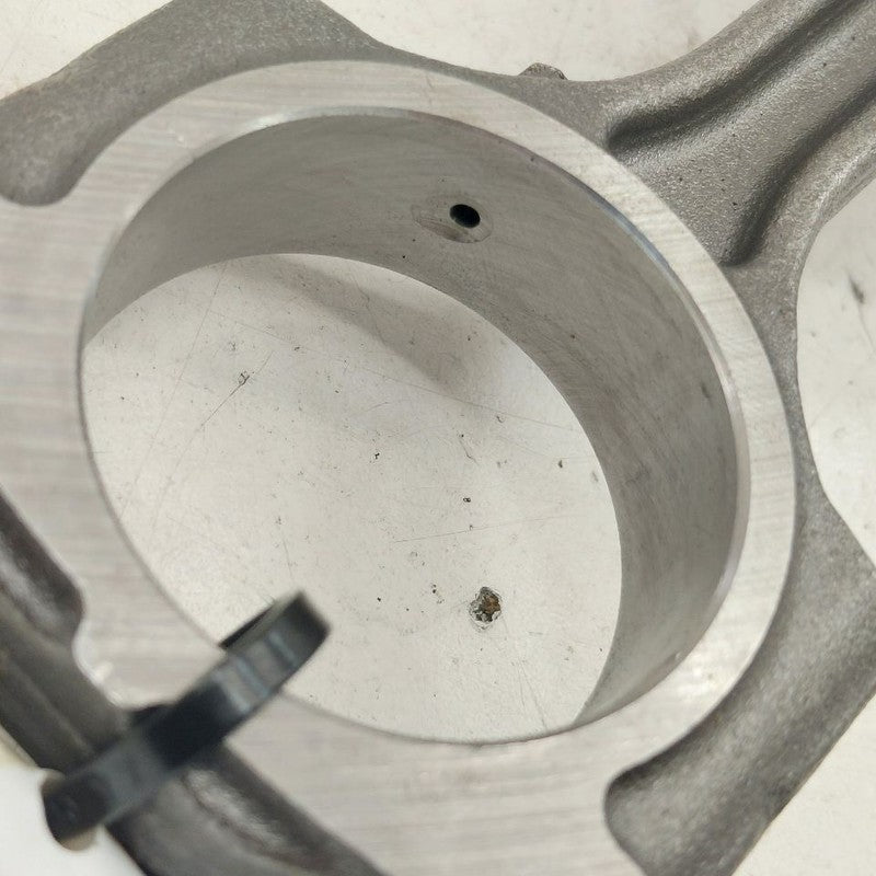 Nissan Versa Single Piston With Connecting Rod   1.6 2024 2023 2022 20