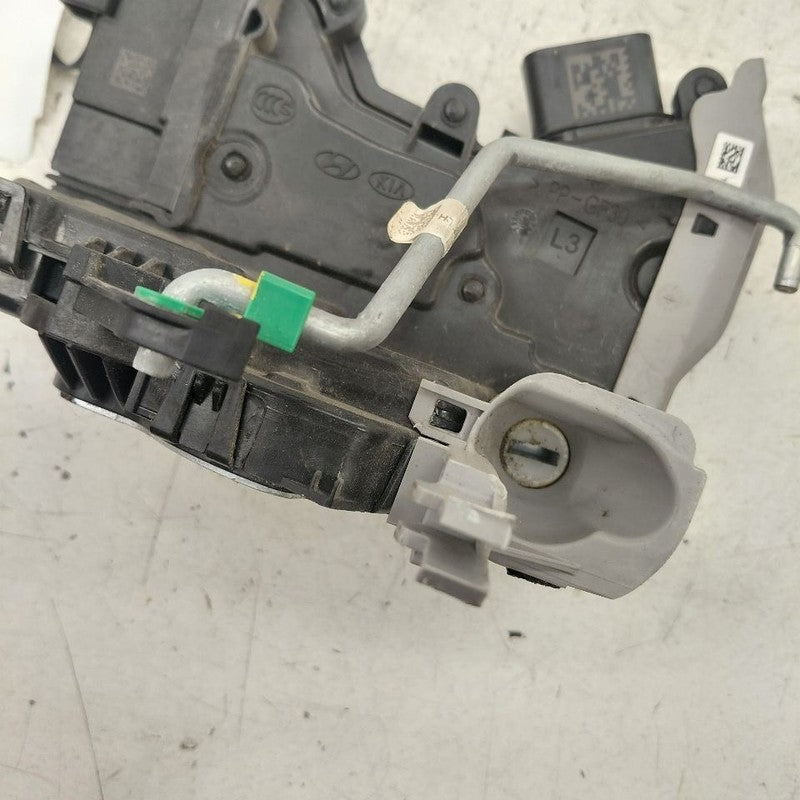 Hyundai Kona Door Latch Lock Left Driver Front  2021 2020 2019