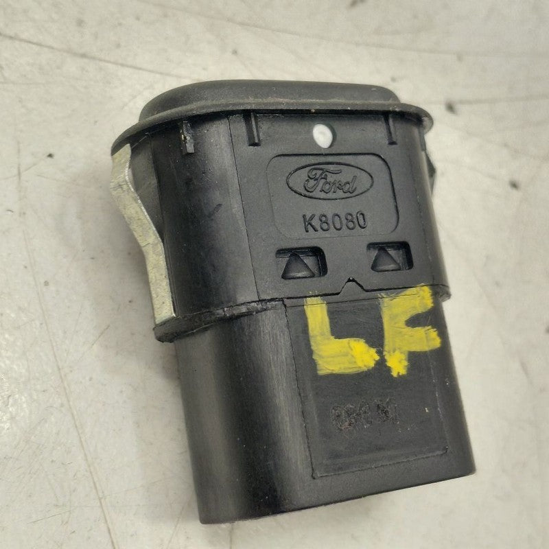 Volvo S60 Driver Left Front Seat Lumbar Switch  2018 2017 2016