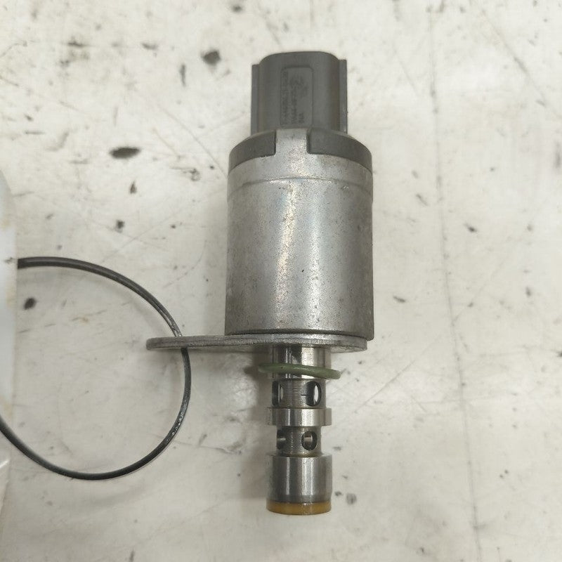 Mazda 6 Variable Timing Gear Oil Control Valve Solenoid Cylinder Head 