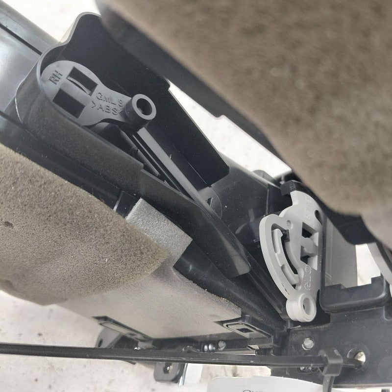 Mazda 6 Dash Air Vent Center Middle  2016 2015 2014