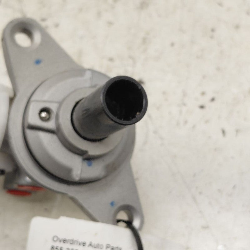 Brake Master Cylinder Fits 14-15 17-24 Mitsubishi Mirage