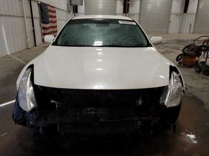 98820ZX09A Front With Side Center Console Sedan 10 Nissan Altima