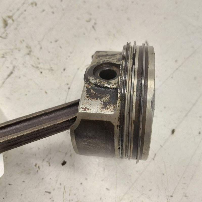 Hyundai Veloster Single Piston With Connecting Rod   1.6 2017 2016 201