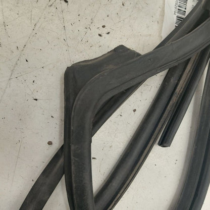 Honda CR-V On Door Seal Rubber Right Passenger Rear Back  2019 2018 20
