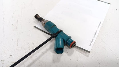 2320939196 Fuel Injection Parts Fuel Injector Prius V VIN Eu Fits 11-18 PRIUS 