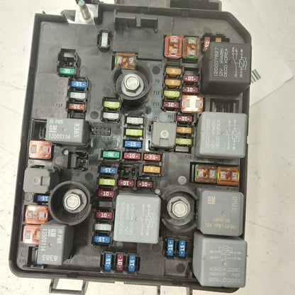 Fuse Box Engine Fits 21-22 Chevy Trax