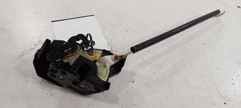 Hyundai XG350 Door Latch Lock Right Passenger Rear 2003 2004 2005