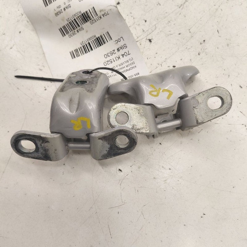 Kia Sportage Door Hinge Set Left Driver Rear  2020 2021 2022
