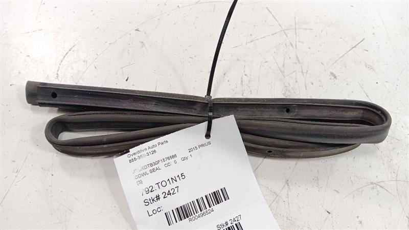 Toyota Prius Cowl Vent Seal    2012 2013 2014 2015 OEM