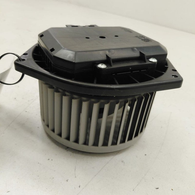 Blower Motor Fits 15-25 Nissan Altima OEM