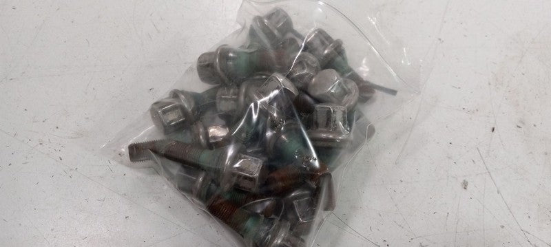 2015 Dodge Dart Lug Nut Set