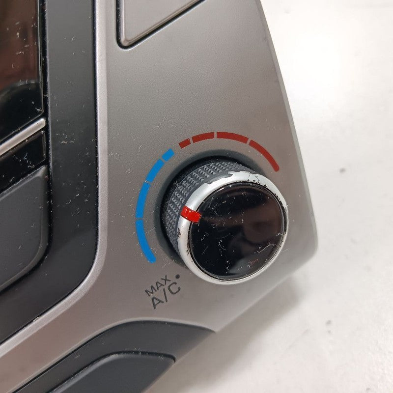 Manual Temperature Control Heat Heater AC Switch Sedan 17-18 Hyundai E