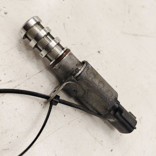 Nissan Maxima Variable Timing Gear Oil Control Valve Solenoid Cylinder