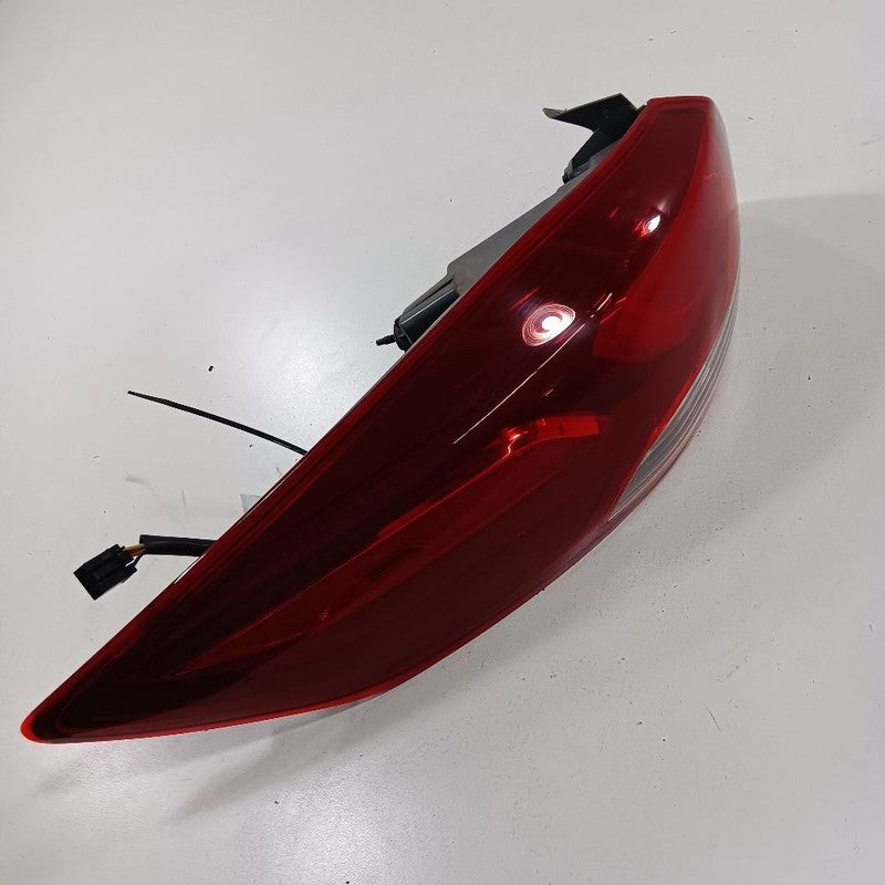 Driver Left Tail Light Brake Lamp Sedan Fits 17-18 Hyundai Elantra