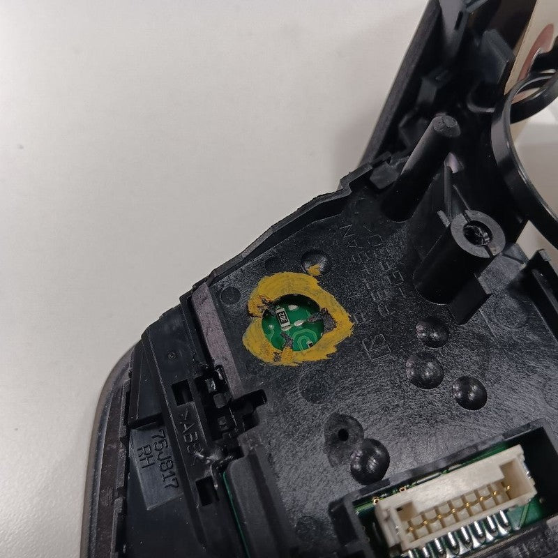 Subaru Crosstrek Right Side Steering Column Cruise Switch {Broken Tab}