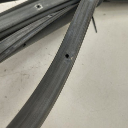 Jeep Cherokee On Door Seal Rubber Right Passenger Rear Back  2019 2020