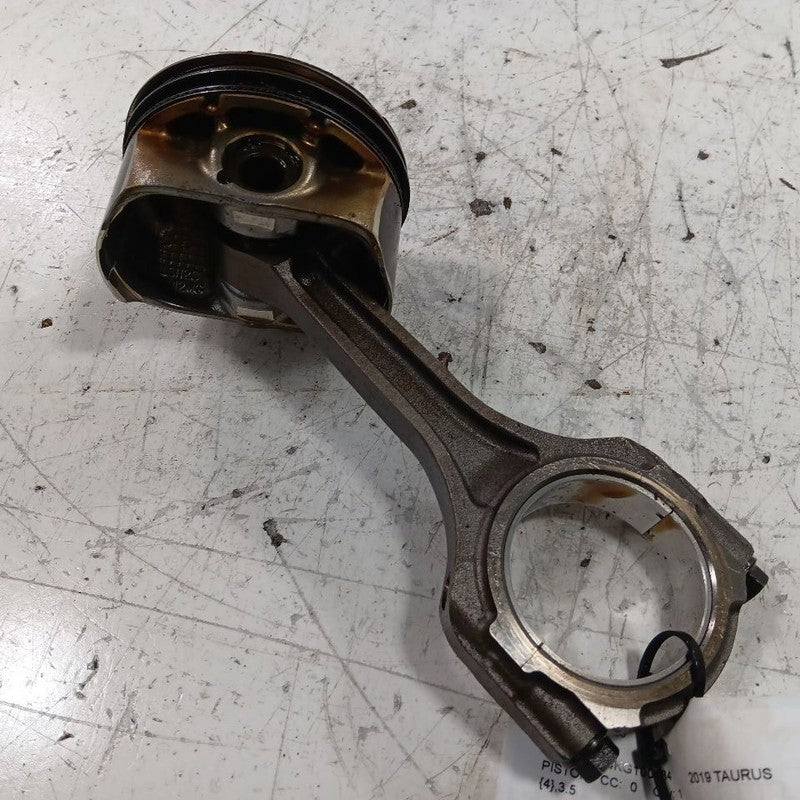 Ford Taurus Single Piston With Connecting Rod   2019 2018 2017 2016 20