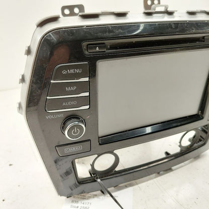 Audio Equipment Radio Display And Receiver Fits 18 MAXIMA