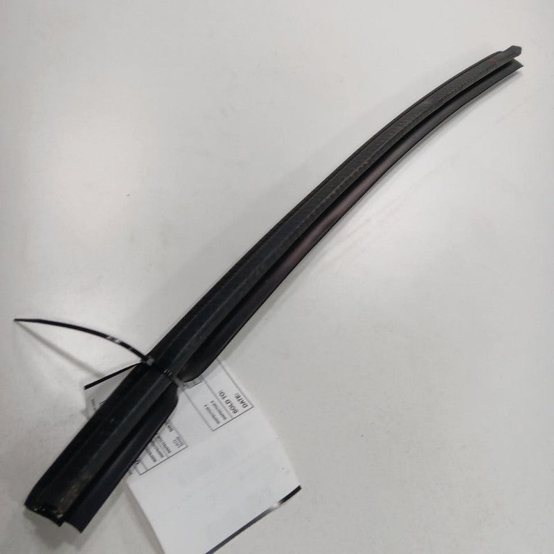 2025 GMC Acadia Left Front Weather Strip Interior 