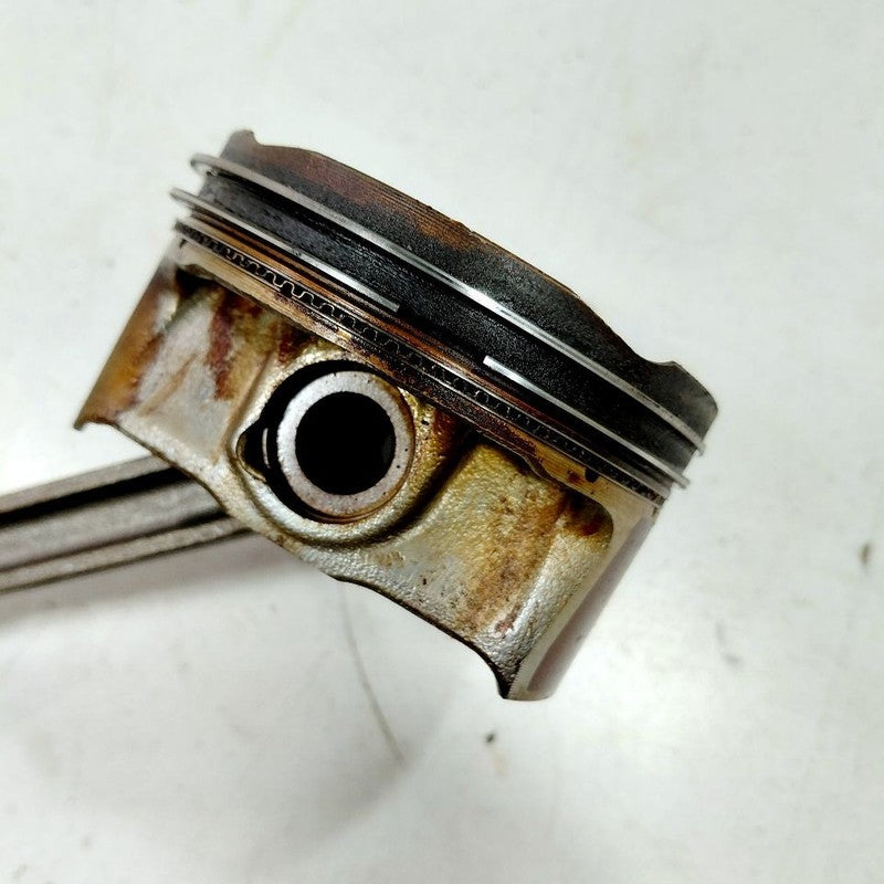 Hyundai Elantra Single Piston With Connecting Rod   2.0 2024 2023 2022