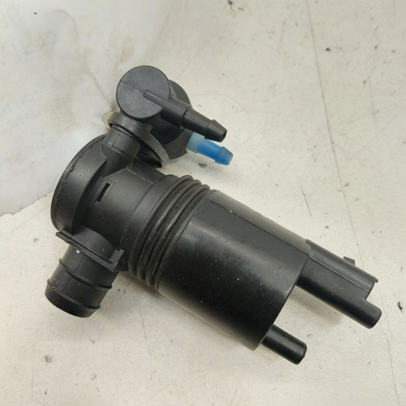 Nissan Rogue Windshield Washer Wash Fluid Reservoir Motor Pump Electri