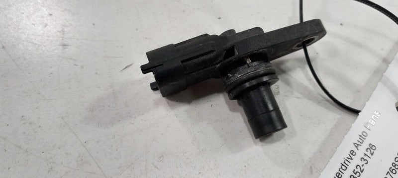 Saturn Vue Camshaft Cam Shaft Position Sensor 2008 2009 2010 OEM