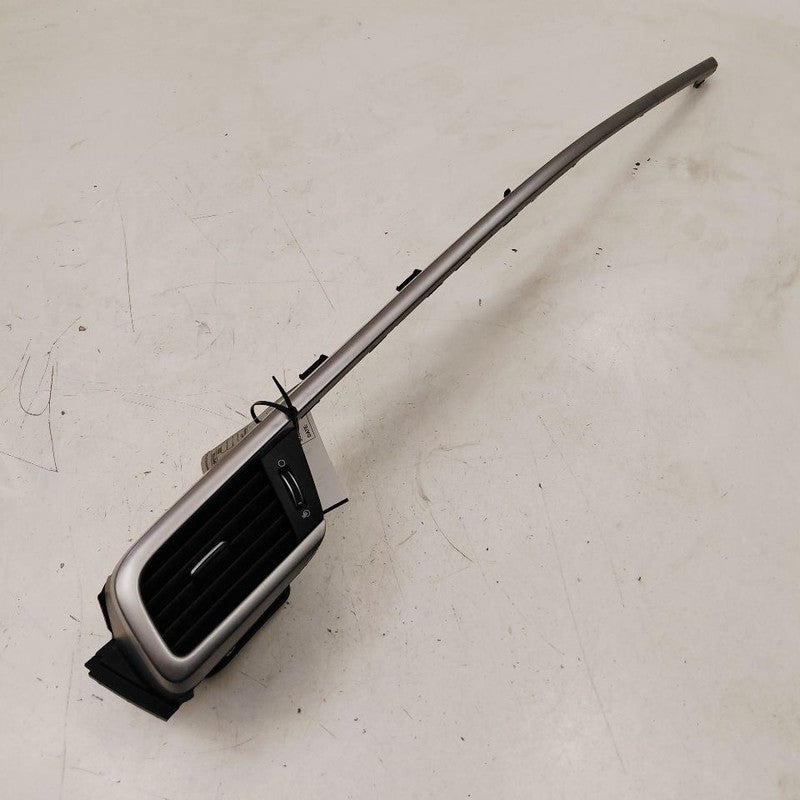 Kia Optima Dash Air Vent Right Passenger  2018 2017 2016 OEM