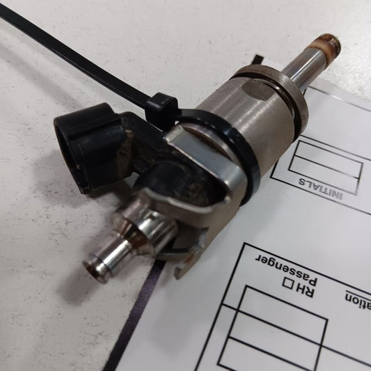 Fuel Injection Injector Fits 16-20 Toyota Yaris