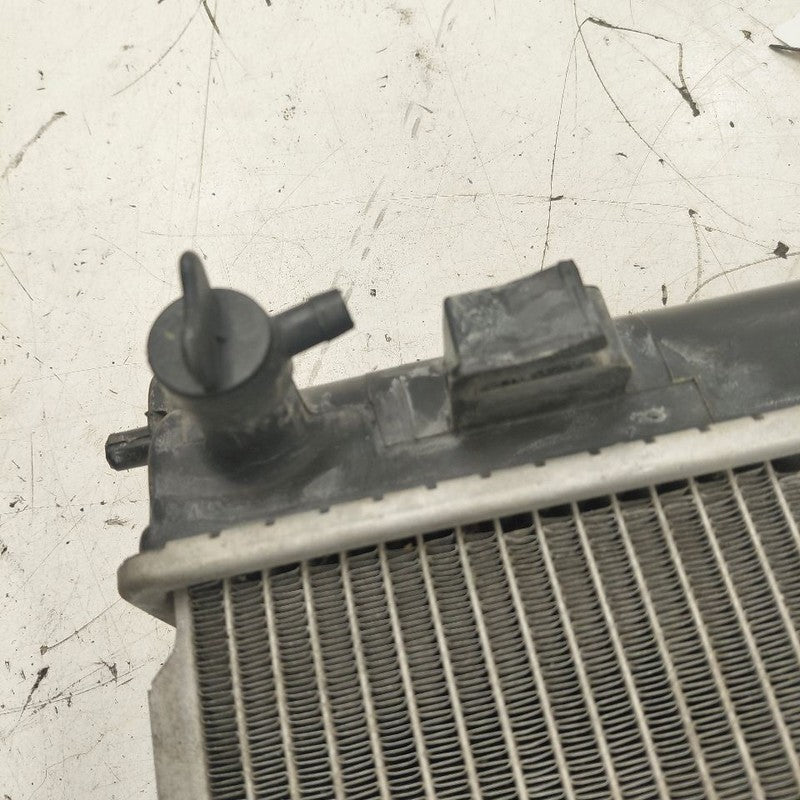 Radiator Hatchback Note CVT Fits 13-19 Nissan Versa